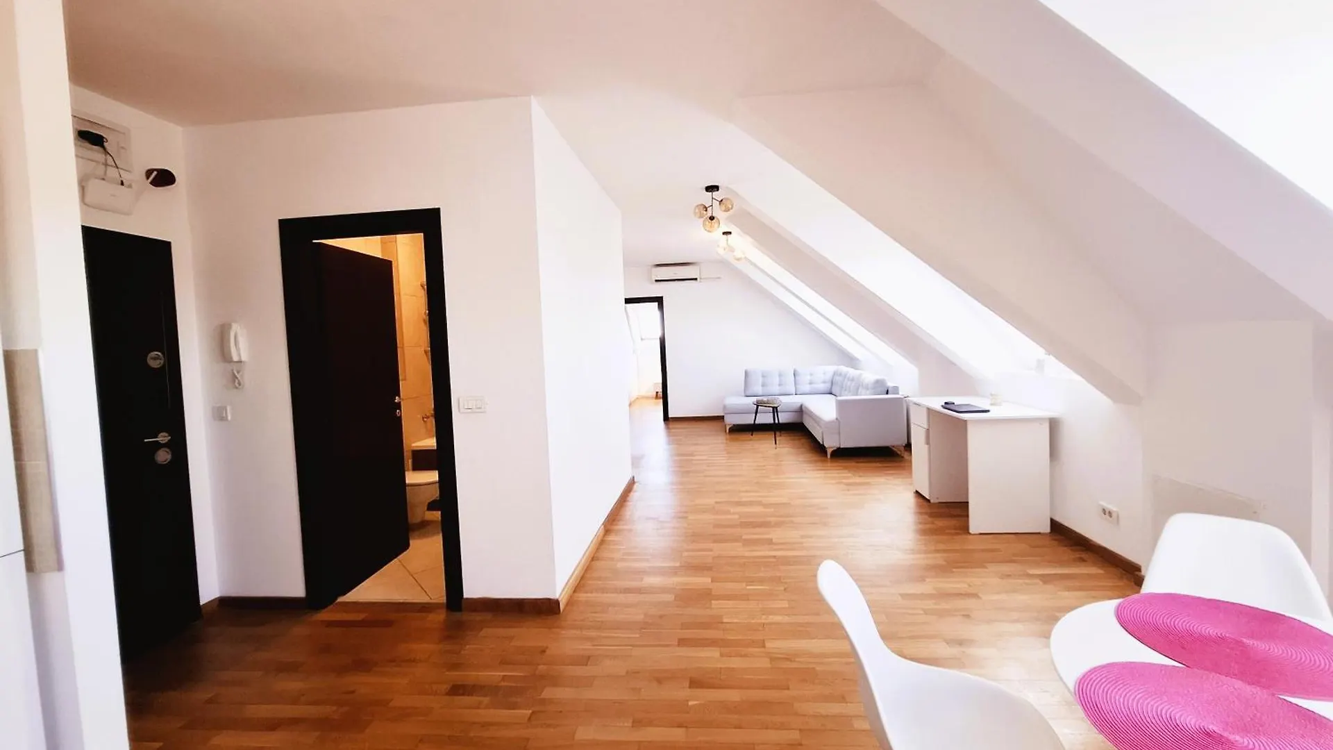 Bucharest Central F Apartment Romania